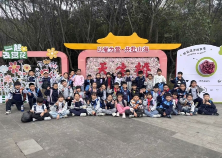 277b5812a4f79a367e01a58618b5a905