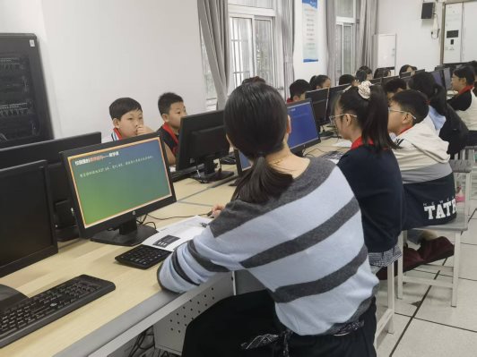 1de35e89cd149bd716ce542541a60449